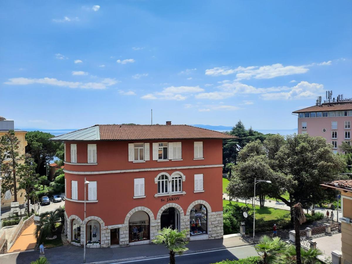 Sunny Park Opatija Apartamento Exterior foto
